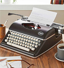 11 Inch Typewriter - AP818